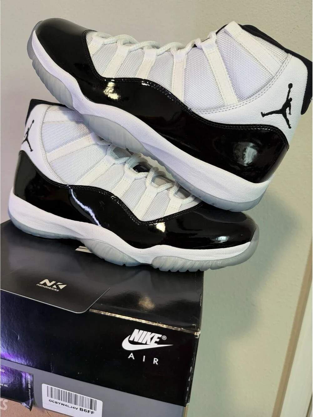 Air Jordan 11 Retro High Concord 2018 Size 11 Brand New 378037-100 White Black